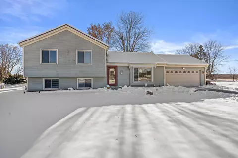 8005 Thistle, Waterford, WI 53185