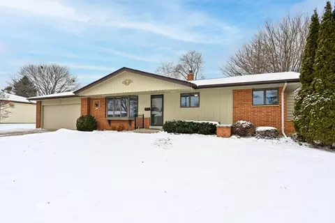 8720 W Ohio, Milwaukee, WI 53227