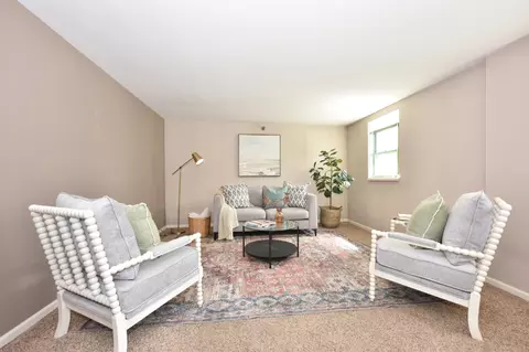 270 E Highland #214, Milwaukee, WI 53202