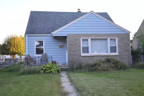 2235 W Tripoli, Milwaukee, WI 53221
