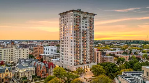 1313 N Franklin #504, Milwaukee, WI 53202