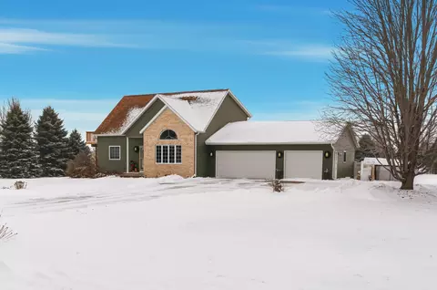 w21650 Coyote Lane, Caledonia, WI 54661