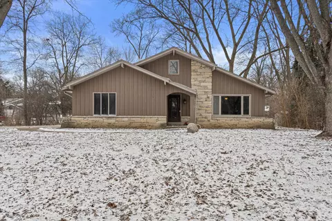 2420 Green Haze, Mount Pleasant, WI 53406