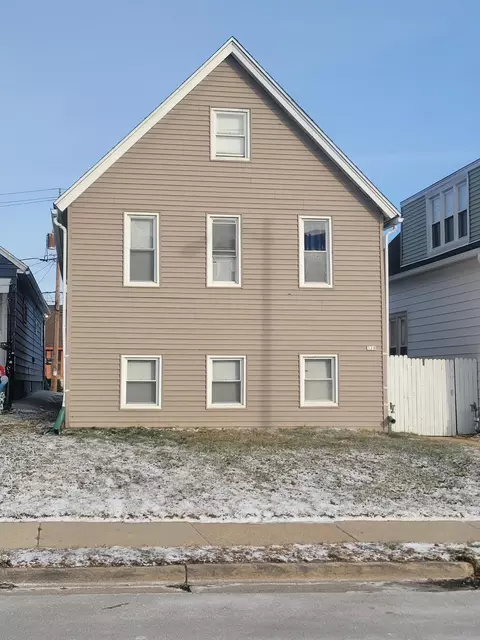 328 W Lincoln, Milwaukee, WI 53207