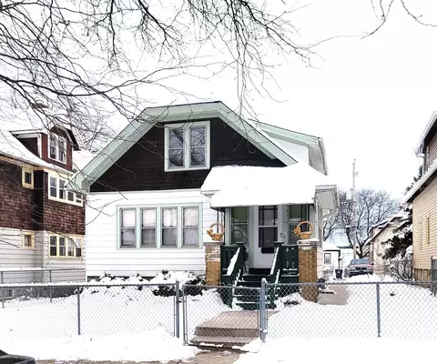 3328 N 37th, Milwaukee, WI 53216