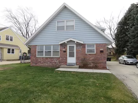 2831 E Carpenter, Cudahy, WI 53110