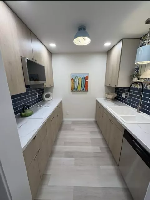 1270 Wisconsin #205, Lake Geneva, WI 53147