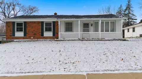 7553 S Chapel, Oak Creek, WI 53154