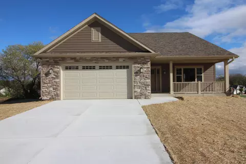 912 Fairway, Twin Lakes, WI 53181