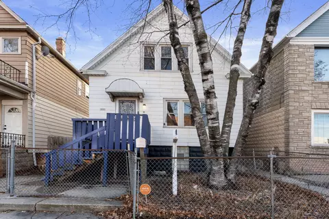 Undisclosed, Milwaukee, WI 53215