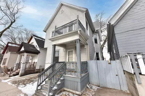 1624 W Washington, Milwaukee, WI 53204