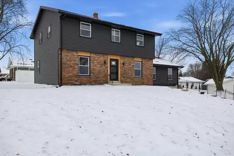 5801 W Allwood, Franklin, WI 53132