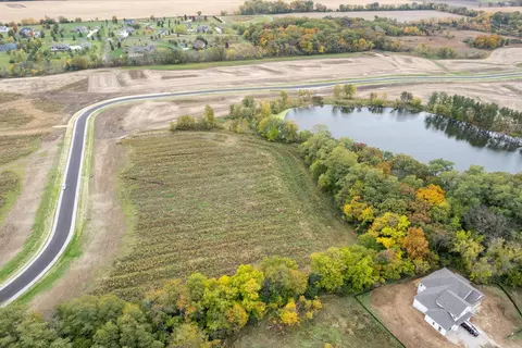 895 Beere, Rochester, WI 53105