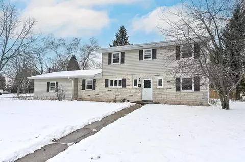 526 W Jefferson, Port Washington, WI 53074