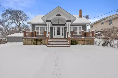 1608 N Grandview, Waukesha, WI 53188