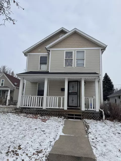 2018 N 29th, Milwaukee, WI 53208