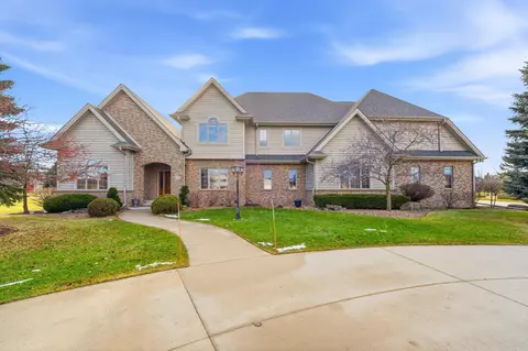 876 Estate, Fond Du Lac, WI 54935