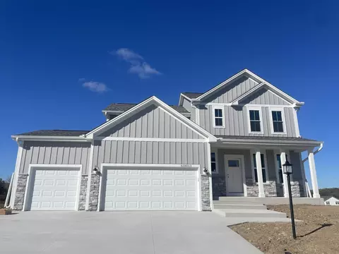 w193n5017 Rosemary, Menomonee Falls, WI 53051