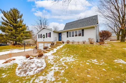436 Raintree, Fort Atkinson, WI 53538