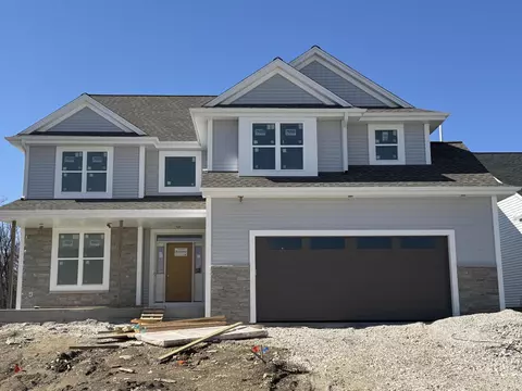 1106 Oxbow, Pewaukee, WI 53072