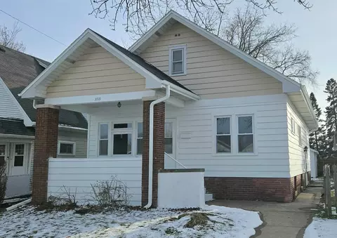 3719 Wright, Racine, WI 53405