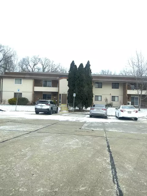 3601 Saint Andrews #202, Racine, WI 53403