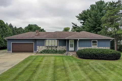 525 South, Watertown, WI 53094