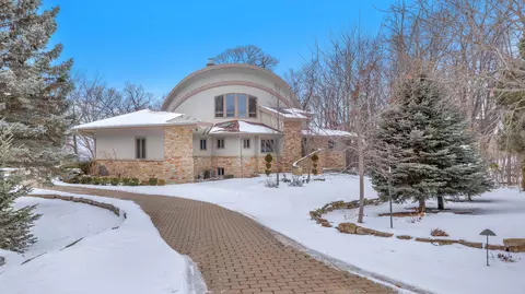 58 Oakridge, Fond Du Lac, WI 54937