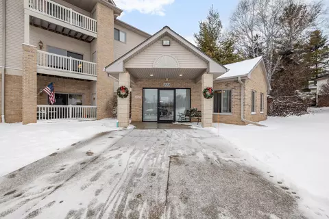 223 Fifth #319, Hartford, WI 53027