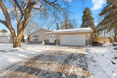 1929 Sunnyside, Waukesha, WI 53186