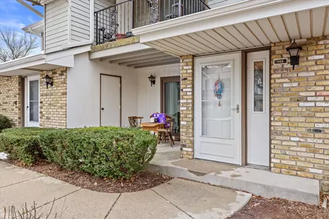 1430 Phesant Run #102, Mount Pleasant, WI 53406