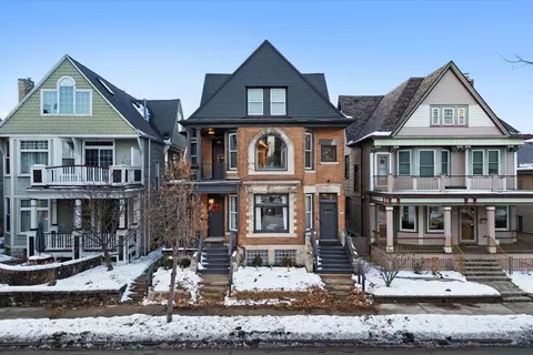 1923 N Oakland #1925, Milwaukee, WI 53202