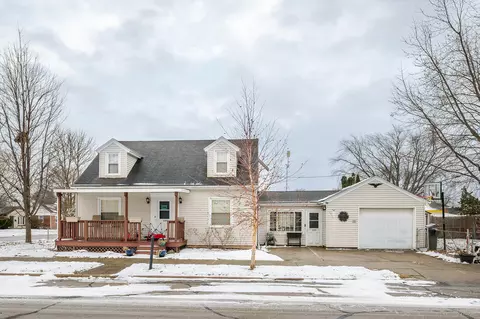2301 Olive, Racine, WI 53403