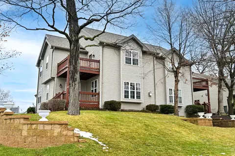5092 S 58th #2, Greenfield, WI 53220