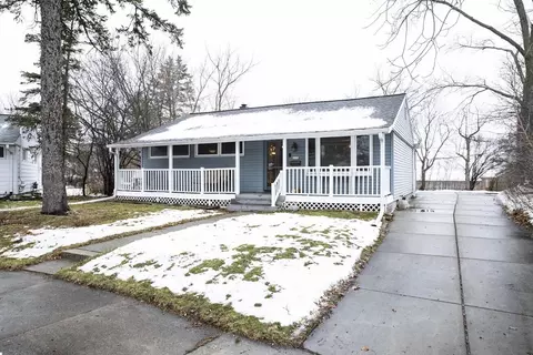 6101 W Burdick, Milwaukee, WI 53219