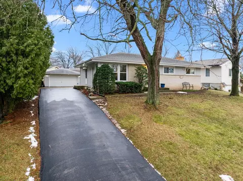 3731 W Bottsford, Greenfield, WI 53221