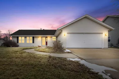 10393 S Katie, Oak Creek, WI 53154