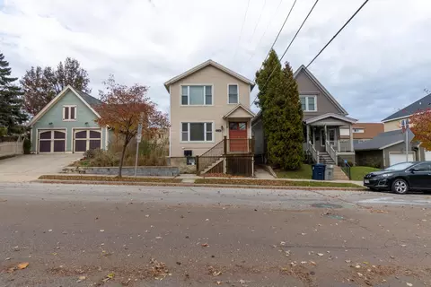 216 E Brown, Milwaukee, WI 53212