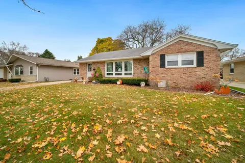 3722 Saint Clair, Racine, WI 53402
