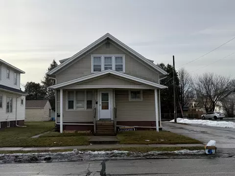 1211 Union #1211A, Sheboygan, WI 53081