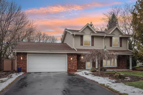 w224n2507 Ridgewood, Waukesha, WI 53186