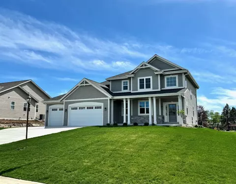 s54w25487 Pebble Brk, Waukesha, WI 53189