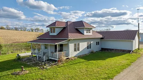 e8527 Nelson Road, Kickapoo, WI 54652