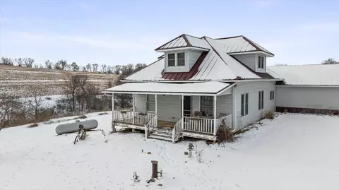 e8527 Nelson Road, Kickapoo, WI 54652