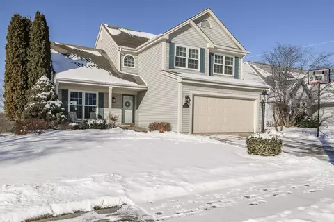 1280 Swallow, Waukesha, WI 53189