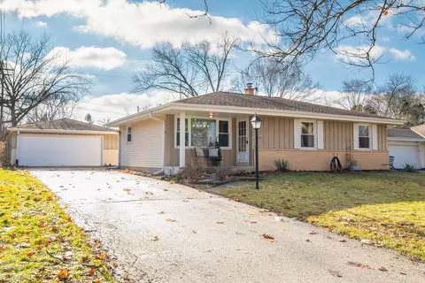 11915 W Rio, Milwaukee, WI 53225