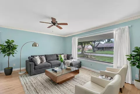 7920 W Manitoba, West Allis, WI 53219