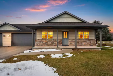 3006 S 19th, Manitowoc, WI 54220