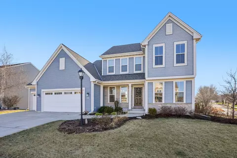 1819 Windrush, Grafton, WI 53024