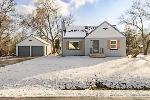 12509 W W Park, New Berlin, WI 53151